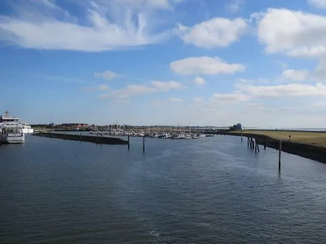 Luft Und 4**** * Hage